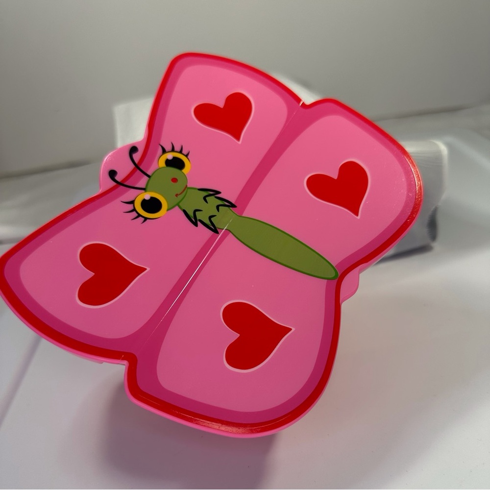 Brand new in package 2-pack Bella butterfly, children’s snack container.